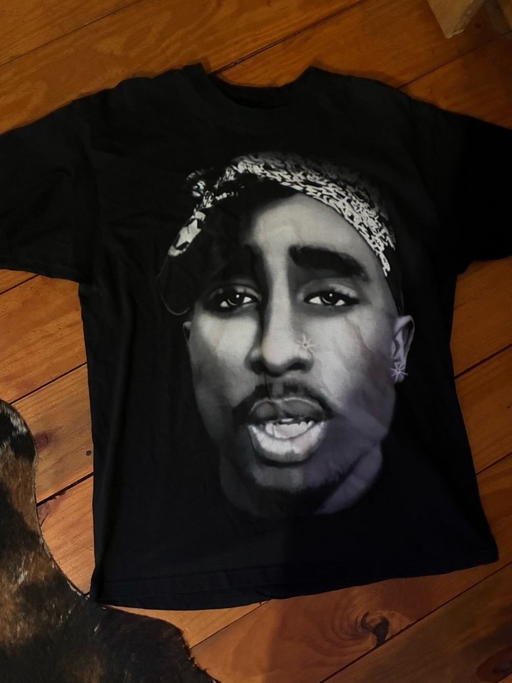 Vintage Original Tupac Black Men's Graphic Tee with Unique Portrait of Tupac